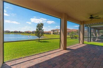 13124 Woodford St in Orlando, FL - Building Photo - Building Photo