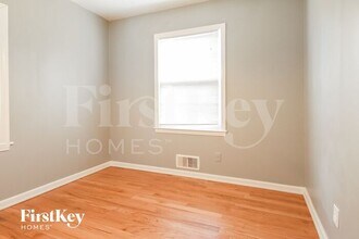 9648 Roe Ave in Overland Park, KS - Building Photo - Building Photo
