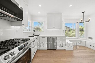 128 Rochester St in Costa Mesa, CA - Building Photo - Building Photo