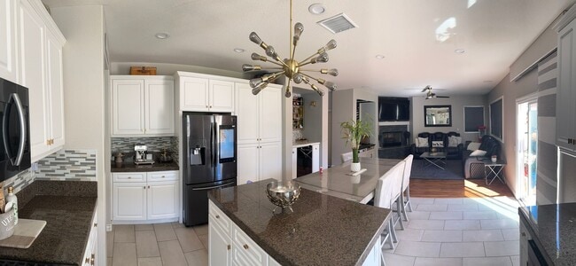 1988 Clemens Pl in San Jacinto, CA - Building Photo - Building Photo