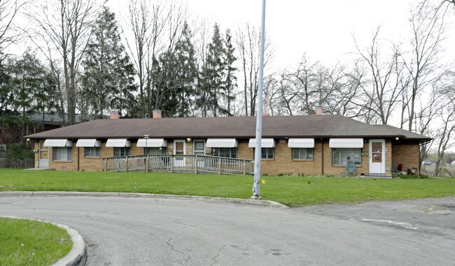 1509 Pennelwood Dr in Toledo, OH - Foto de edificio - Building Photo