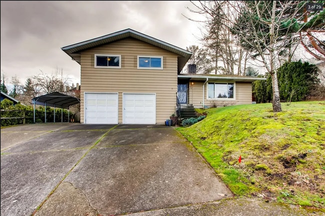 property at 5062 SW Freeman Ct
