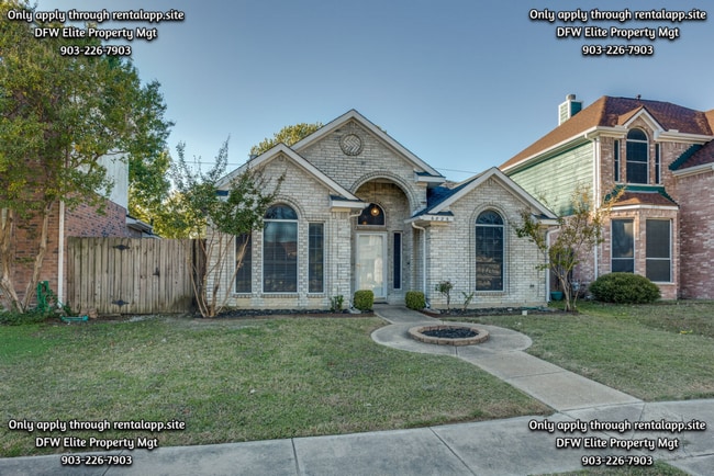 6826 Conestoga Dr in Rowlett, TX - Building Photo - Building Photo
