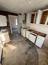 1700 W Grand Ave in Decatur, IL - Building Photo - Building Photo