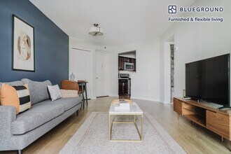 2140 L St NW in Washington, DC - Building Photo - Building Photo