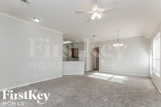 1415 Sax Leigh Dr in Dallas, TX - Building Photo - Building Photo