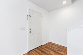 3763 St Charles Cir in Sarasota, FL - Building Photo - Building Photo