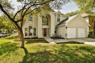 8101 Longdraw Dr in Round Rock, TX - Building Photo - Building Photo