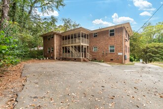 2211 Morehead Ave in Durham, NC - Building Photo - Building Photo