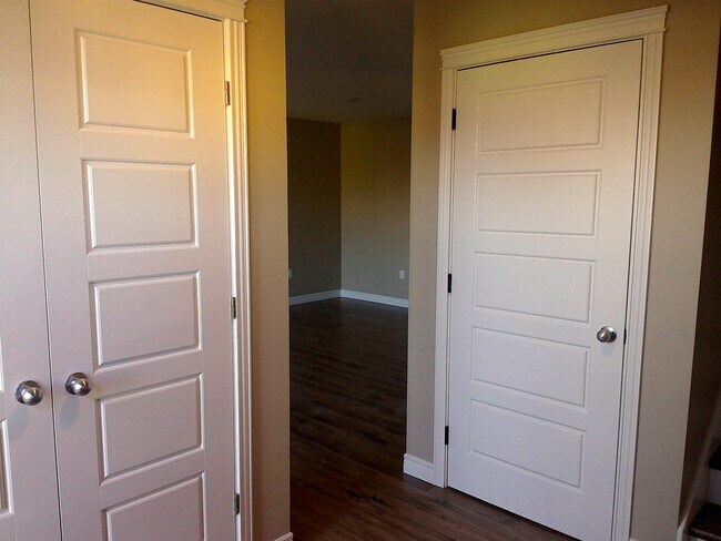 620 Squires St in Fredericton, NB - Building Photo - Building Photo