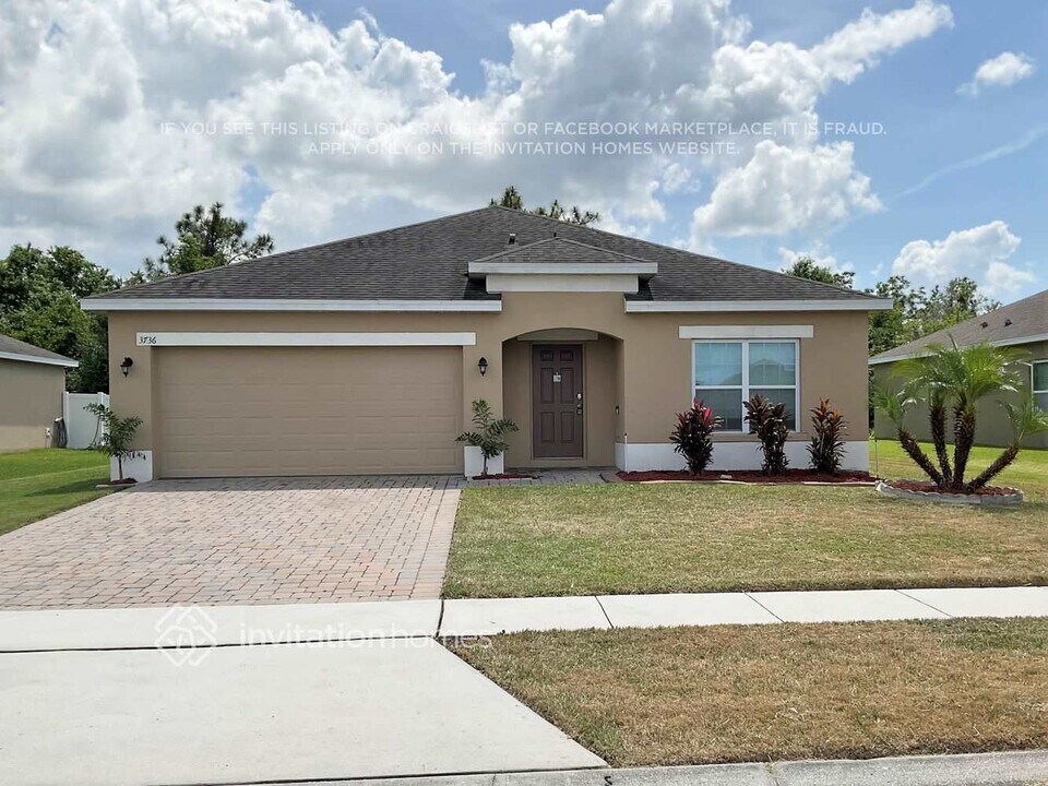 3736 Briarwood Estates Cir in St. Cloud, FL - Building Photo