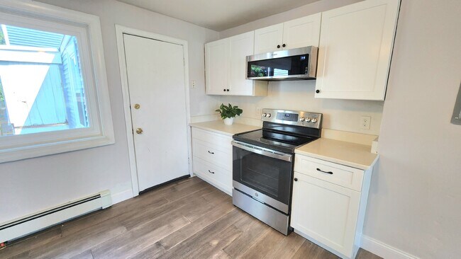 36 White St, Unit 2