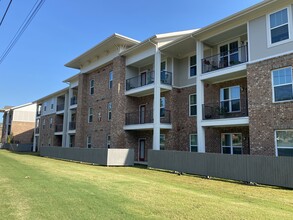 The Enclave at Depot Park - Active Adult 55+ in Kennesaw, GA - Building Photo - Building Photo