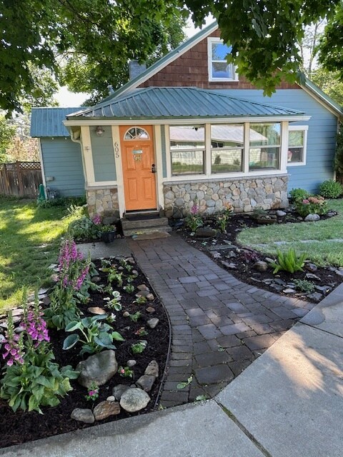 605 Washington Ave in Sandpoint, ID - Building Photo