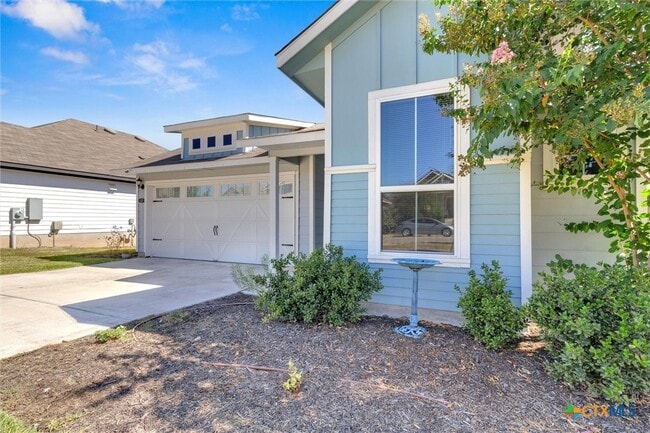 425 Spiny Lizard Ln in San Marcos, TX - Building Photo - Building Photo