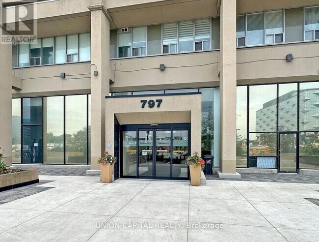 797 Don Mills Rd. in Toronto, ON - Building Photo - Building Photo