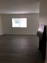 915 Alabama St in Huntington Beach, CA - Building Photo - Building Photo