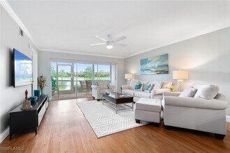 4572 Andover Way in Naples, FL - Building Photo - Building Photo
