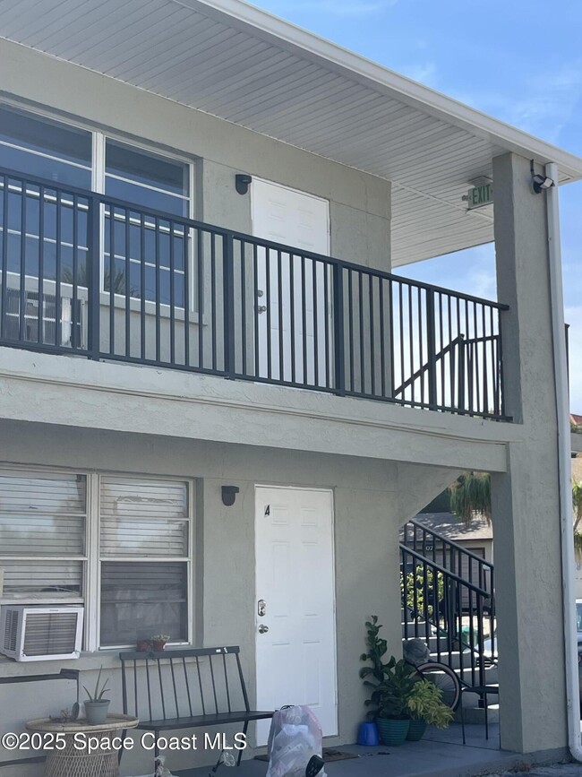 6100 Ridgewood Ave in Cocoa Beach, FL - Building Photo - Building Photo