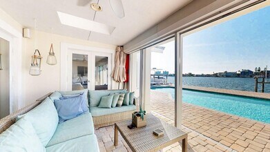 509 55th Ave, Unit 206 in St Pete Beach, FL - Building Photo - Building Photo