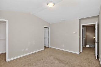 837 Crestwell Cir in Atlanta, GA - Building Photo - Building Photo