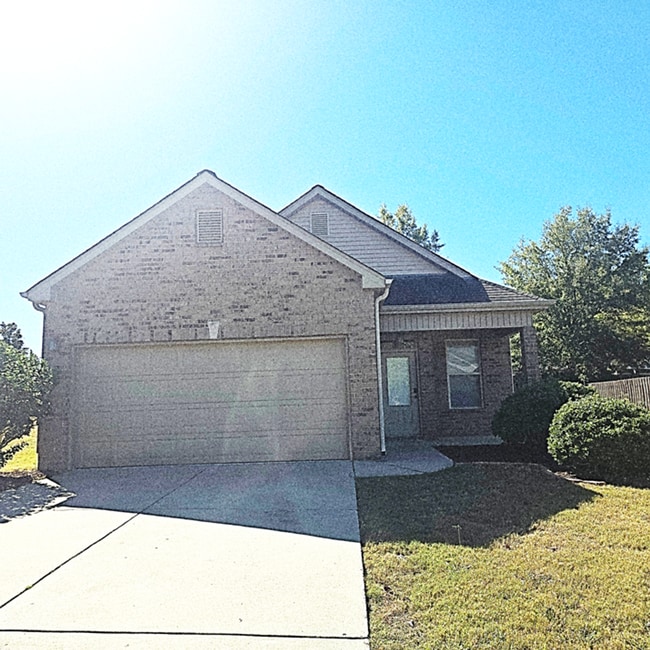 property at 2004 Kensington Ct
