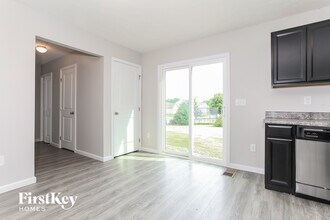 4721 Megan Danielle Dr in Morrow, OH - Building Photo - Building Photo