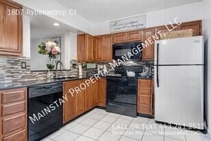 1807 Ryderwood Ct in Hyattsville, MD - Building Photo