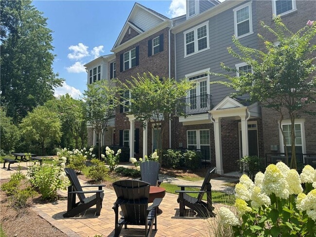 property at 2156 Eagle Creek Ln