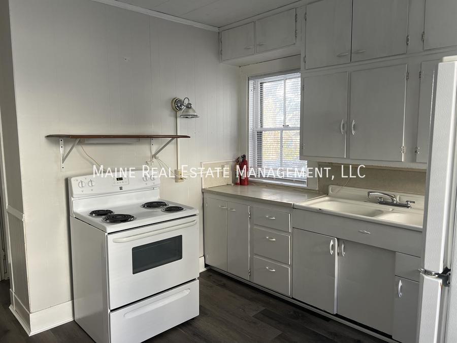 113 Jackson St, Unit 1 in Bangor, ME - Building Photo