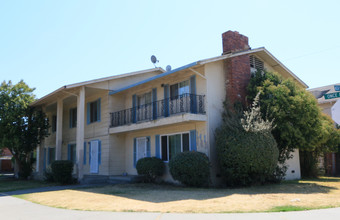 742 Ponce de Leon Ave in Stockton, CA - Building Photo - Building Photo