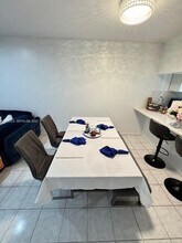 10445 NW 11th St in Pembroke Pines, FL - Building Photo - Building Photo