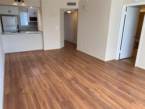 10038 Twin Lakes Dr in Coral Springs, FL - Building Photo - Building Photo