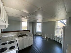 62 W North St in Carlisle, PA - Building Photo - Building Photo