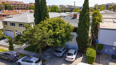 1530 Harvard St in Santa Monica, CA - Foto de edificio - Building Photo