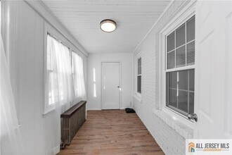 34 Maple Ave in Edison, NJ - Building Photo - Building Photo