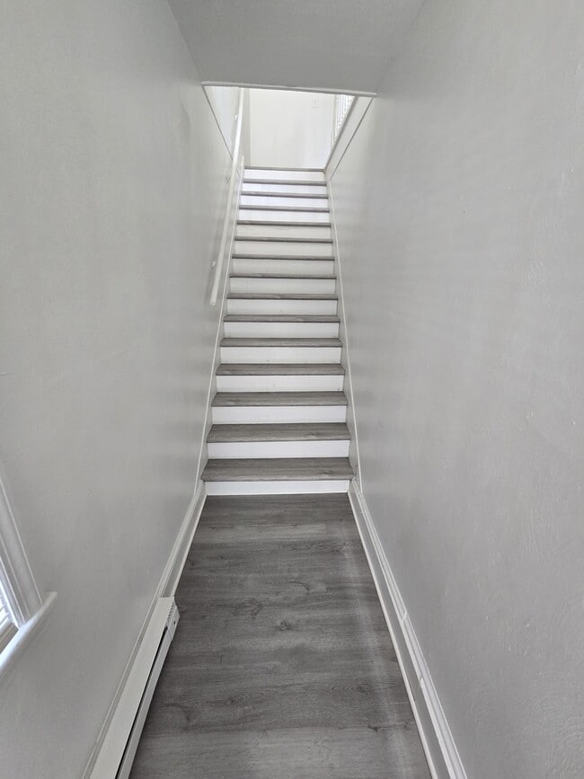 126 W Seaview Ave in Norfolk, VA - Building Photo - Building Photo