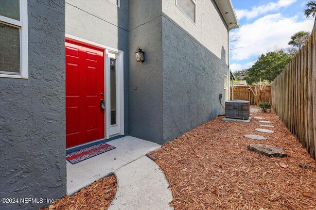 361 Sherry Dr in Atlantic Beach, FL - Building Photo - Building Photo