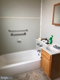 2746 Plum St photo'