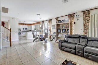 5078 SW 183rd Ave in Miramar, FL - Building Photo - Building Photo