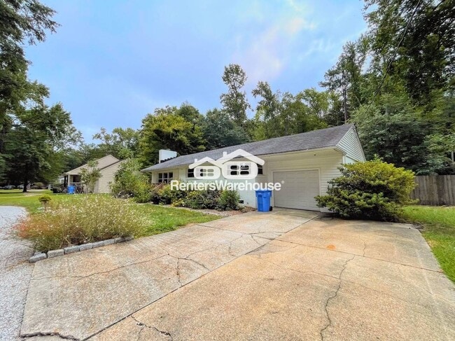 421 Fernwood Farms Rd in Chesapeake, VA - Building Photo - Building Photo