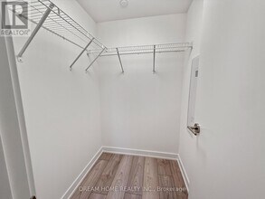 110 Broadway Ave in Toronto, ON - Building Photo - Building Photo