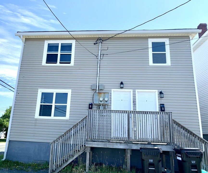 20 Suez St in St John's, NL - Building Photo