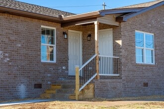 1192 Meadowview Dr, Unit 2118 in Gallatin, TN - Building Photo - Building Photo
