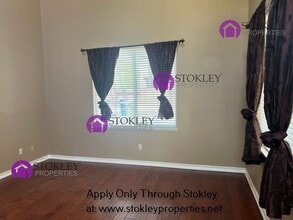 123 Knightsbridge Ct in Brentwood, CA - Building Photo - Building Photo