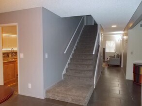 7711 Keating Cir in Las Vegas, NV - Building Photo - Building Photo