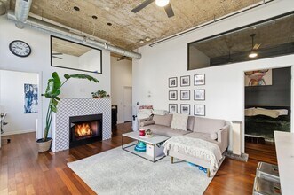 1521 W Haddon Ave in Chicago, IL - Building Photo - Building Photo