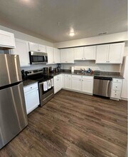 393 W 625 N in Payson, UT - Foto de edificio - Building Photo