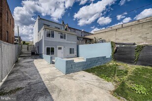 4111 Sunnyside Ave, Unit Basement Apartment in Baltimore, MD - Building Photo