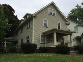 1755 Cumberland Rd, Unit 1755 Cumberland in Cleveland Heights, OH - Building Photo